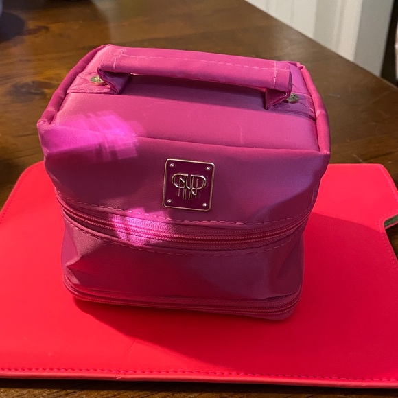 Pink Makeup Bag with Handle es para las alajas - Picture 1 of 7